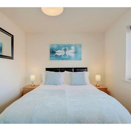 Newly Built, Splendid House For 5 In Manchester! Eksteriør billede